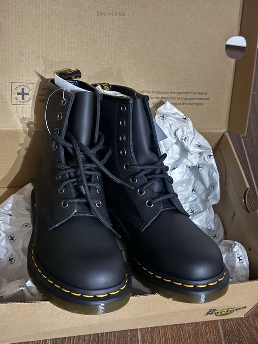 Cizme Dr Martens piele naturala