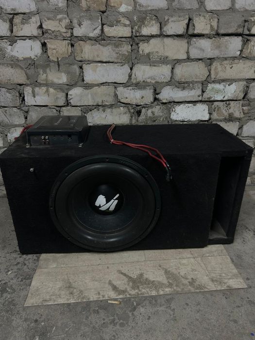 Продам хорошый Савбуфер