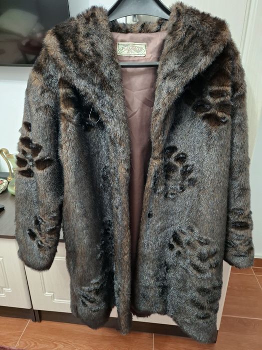 Haina de blana sintetica maro