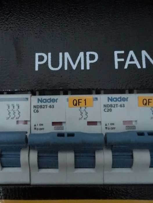 BITMAIN Antminer S21, Hyd. Bitcoin Miner + Antrack V1 Server Rack