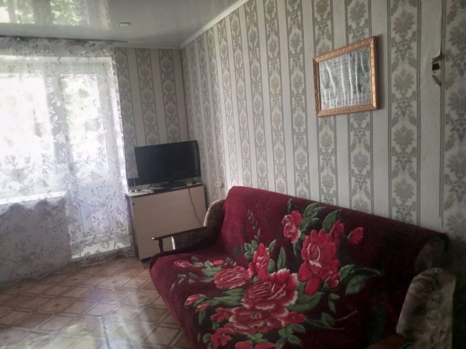 Продам квартиру в бурлине