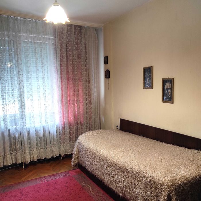 Разпродажба на обзавеждане