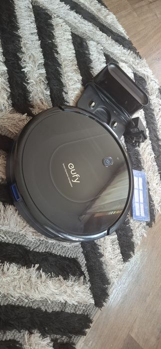Aspirator robot RoboVac G10 Hybrid