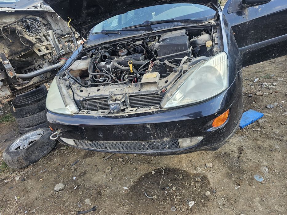 Bara fata faruri ford focus 1