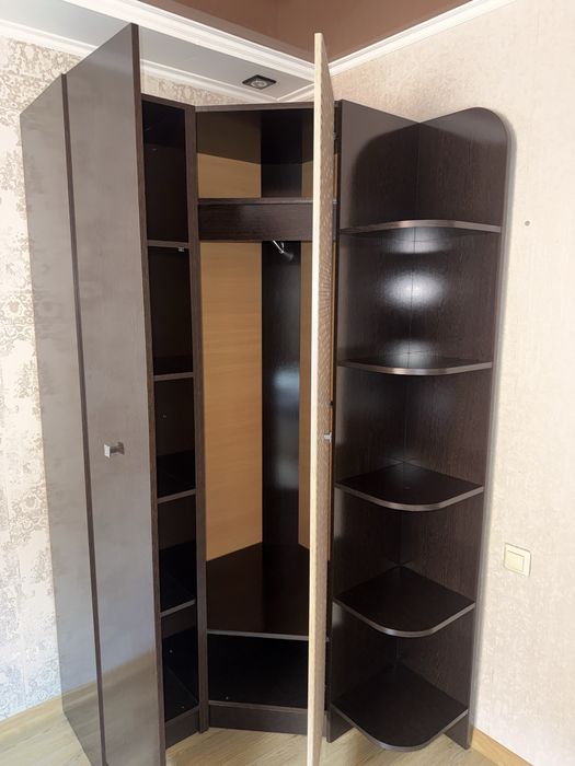 Продам шкаф для спальни