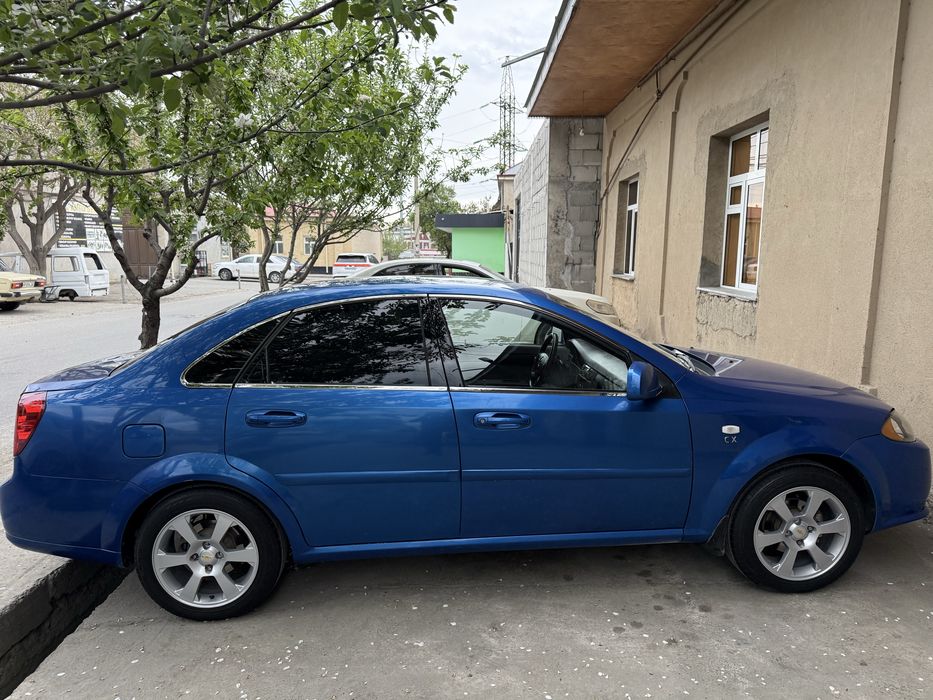 jentra moshinam sotiladi