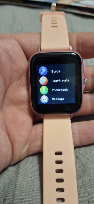 Смарт часовник с зарядно