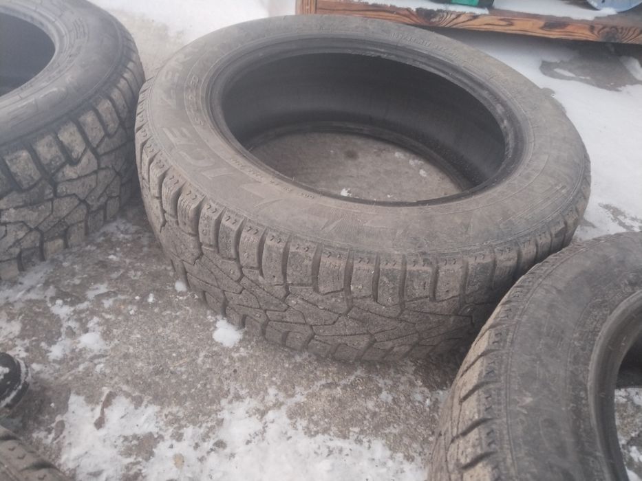 Продам шины pirelli ice zero