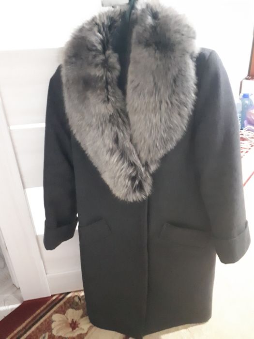 Продается пальто