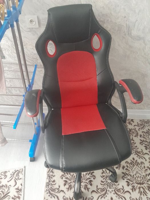 Кресло б/у 250000