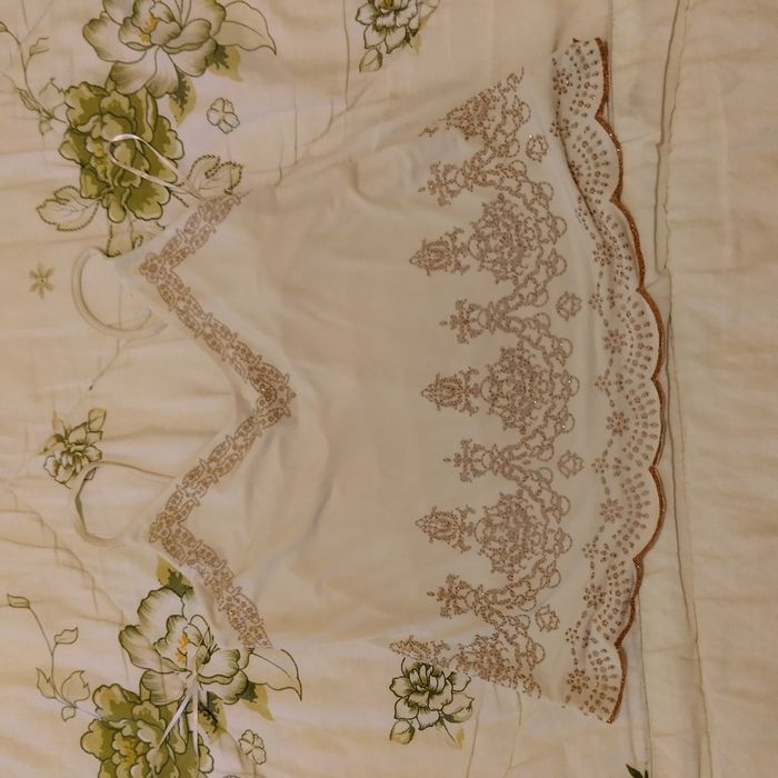 Продам женские блузки, топики