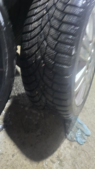 Roti iarna ( cauciucuri + jante ) 17" , 5 x 108 , Ford,Volvo , Jaguar