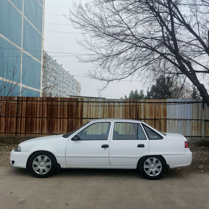 Продам срочно Нексия 2 1.6