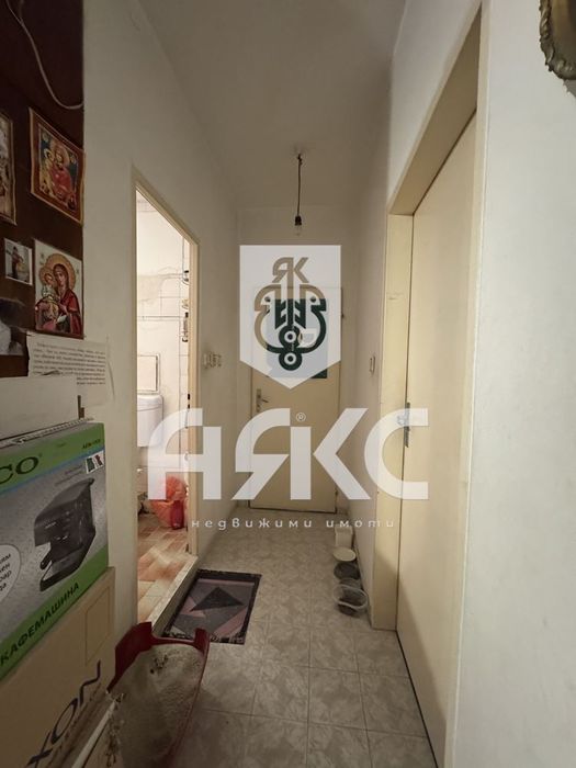 Продава се Двустаен апартамент в София, Люлин 7 - 65 кв.м за 2308 €/кв.м - Снимка #10