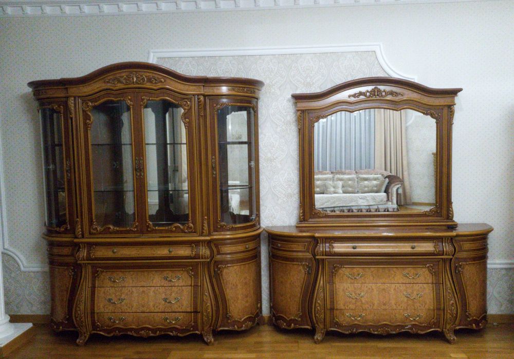 Продам комоды и сервант