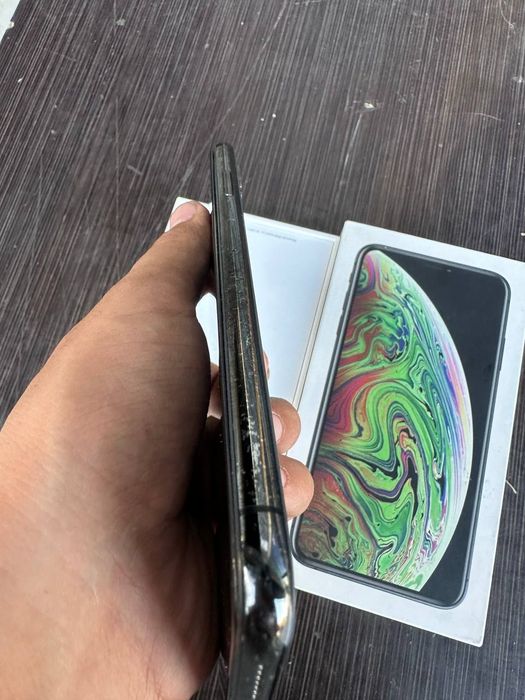 Iphone xs max 180$ kelishiladi