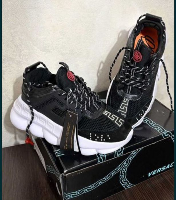 Adidasi Versace Chain reaction medusa negri albi