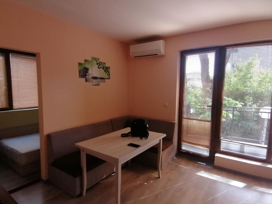 Дава се под наем Двустаен апартамент в Варна, Централна поща - 54 кв.м за 357 € - Снимка #1