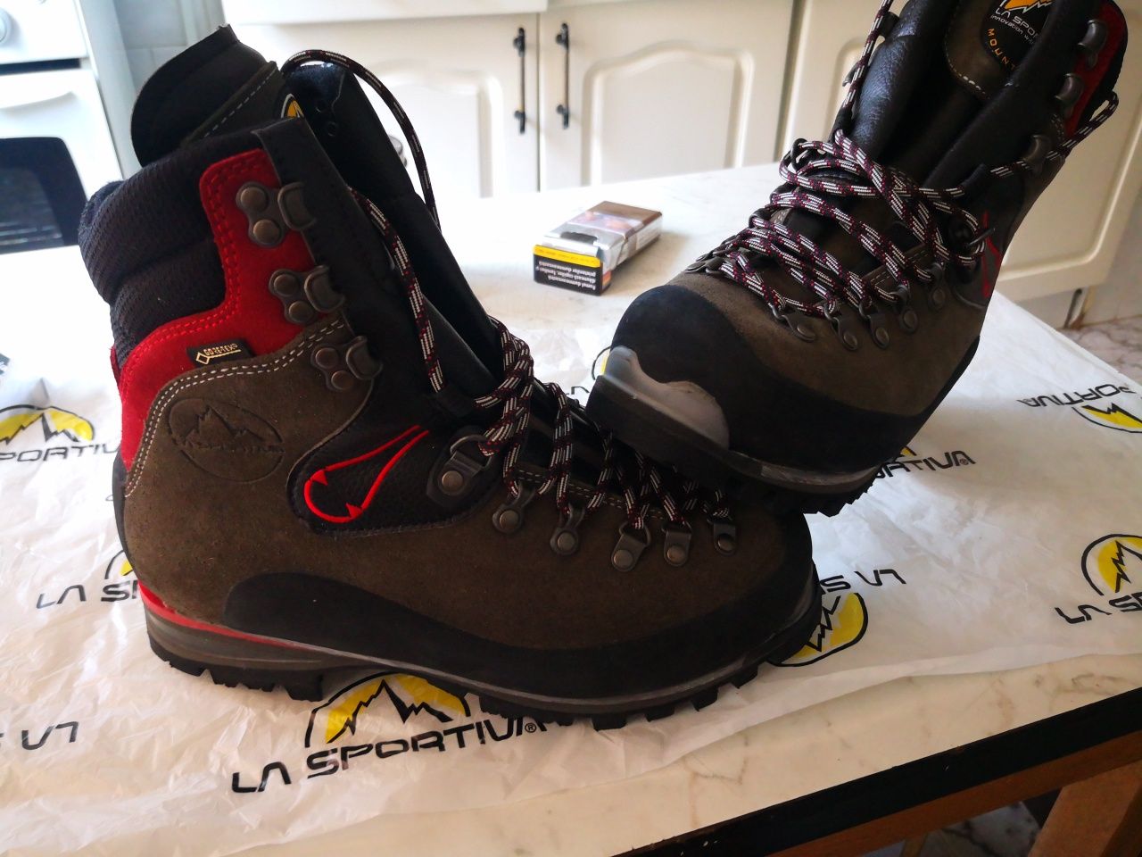 NOI Bocanci La Sportiva Karakorum EVO GTX Gore Tex coltar lady