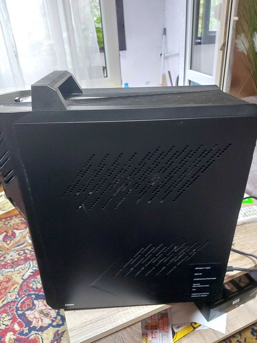 Продавам компютър Asus с видео Nvidia GeForce RTX 3070
