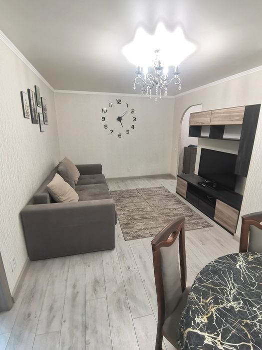 Продаётся 2-х ком кв-ра в городе. Ул Пичугина 247