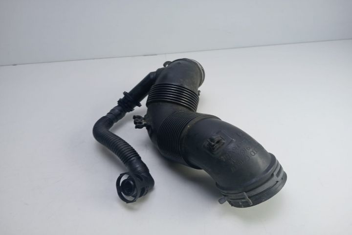 Conducta admisie aer  3C0129654 Volkswagen VW Golf a 5-a generatie