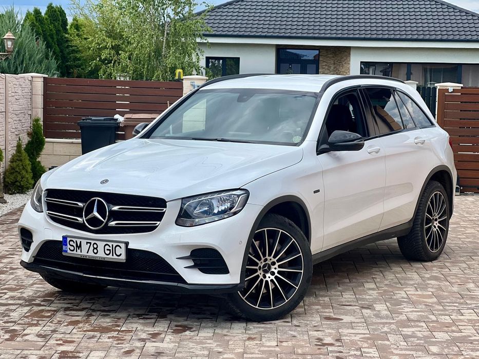 Mercedes Benz GLC350e Hybrid Plug-In 320 cp
