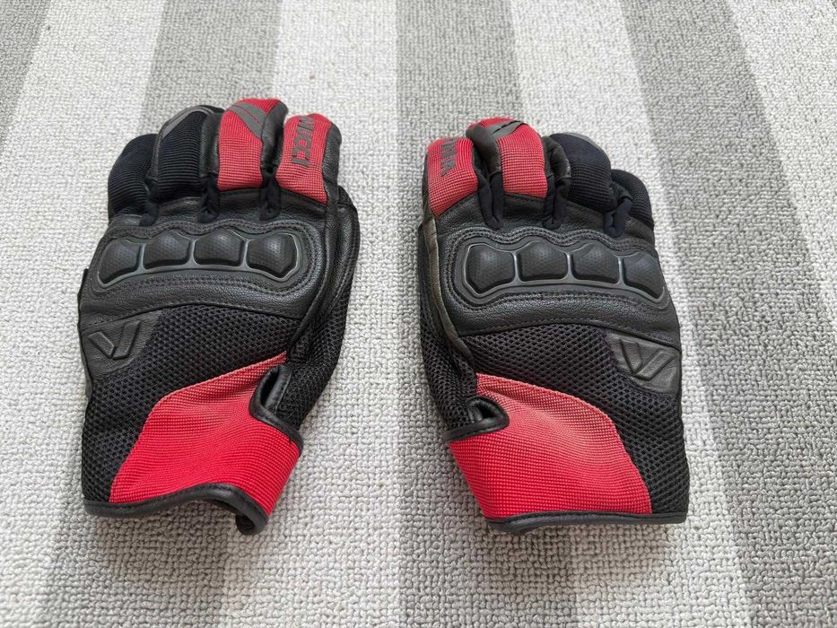 Vanucci - manusi moto