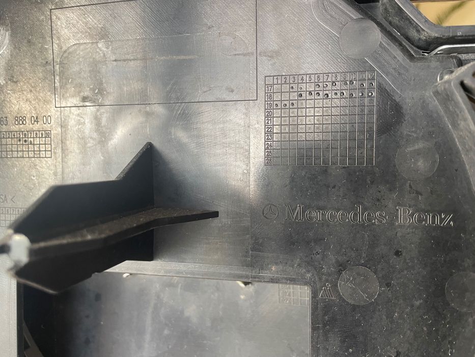 Оригинална маска Mercedes G class