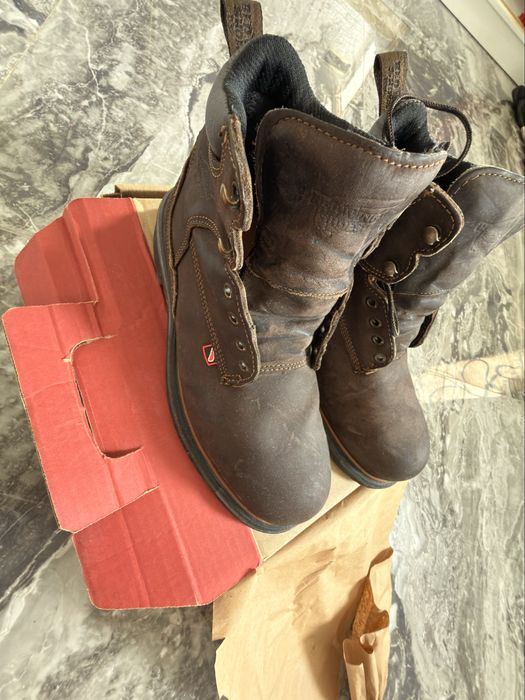 Продам спец ботинки от RED WING