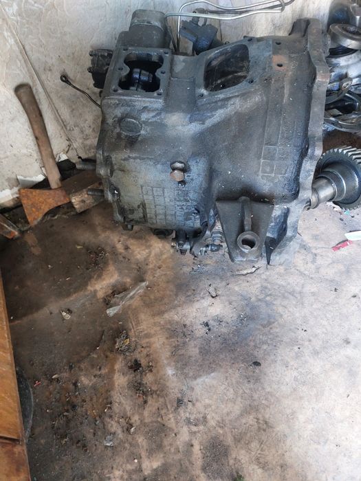 Продам кожух коробки корпус камаз