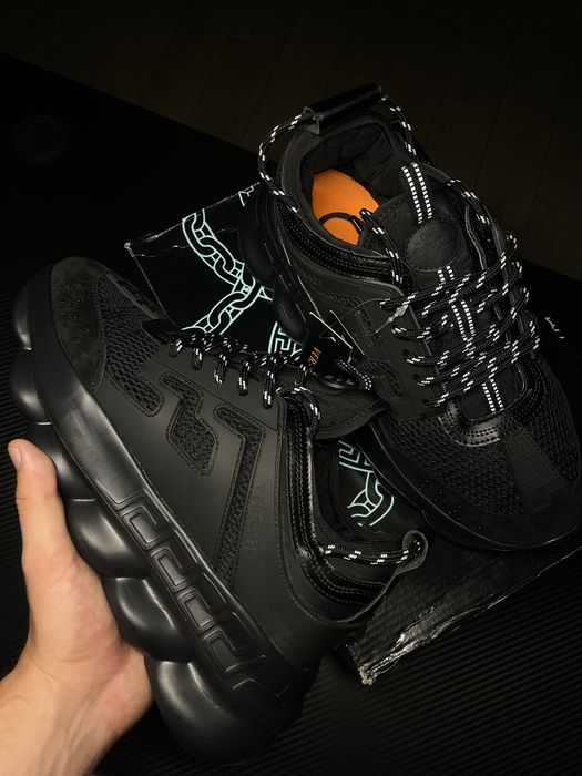 Versace Chain Reaction