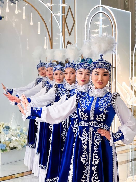 Танцевальные костюмы
