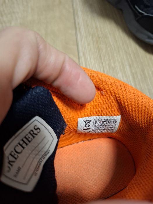 Ghetute Skechers s-lights