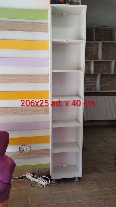 Ofer spre vanzare ansamblu mobilier PAL pretabil magazin