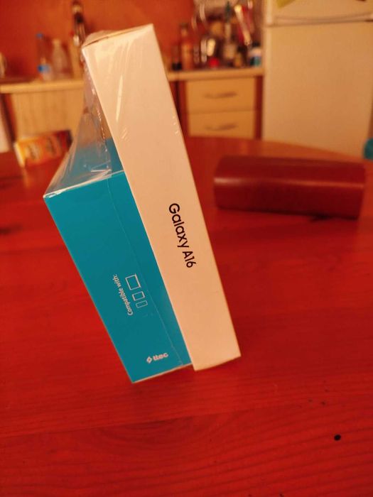 чисто нов неразпечатан Samsung galaxy A16. С гаранция + беж. слушалки