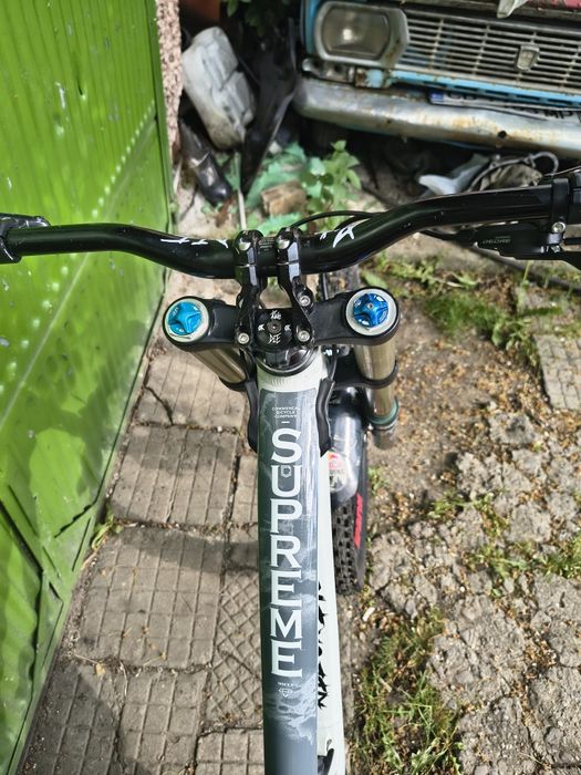 Commencal supreme v4 team 2018