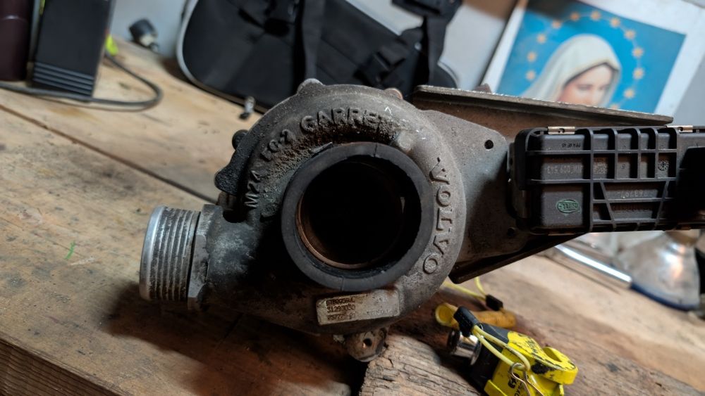 Turbina Volvo 2.4d 185 cai