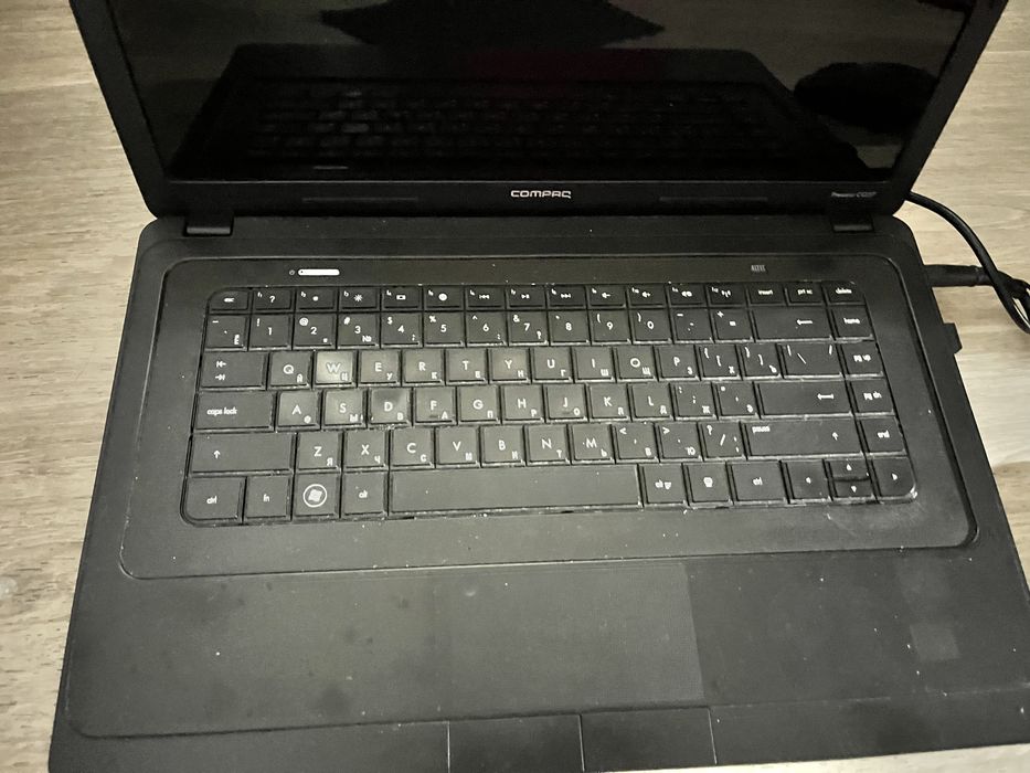 Продаю ноутбук compaq
