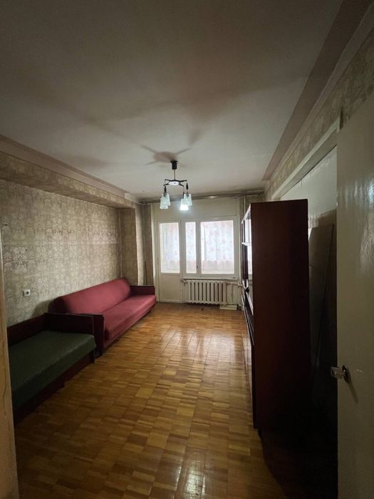 Дружба Народовда  3 хонали кв сотилади