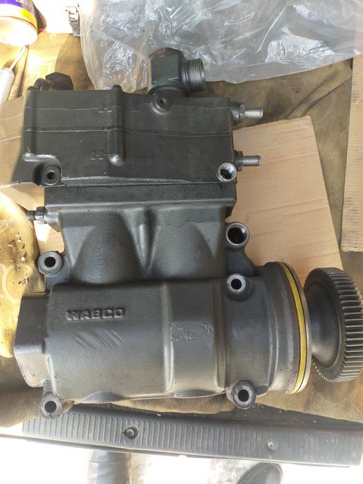 Продам компрессор от ДАФ 105