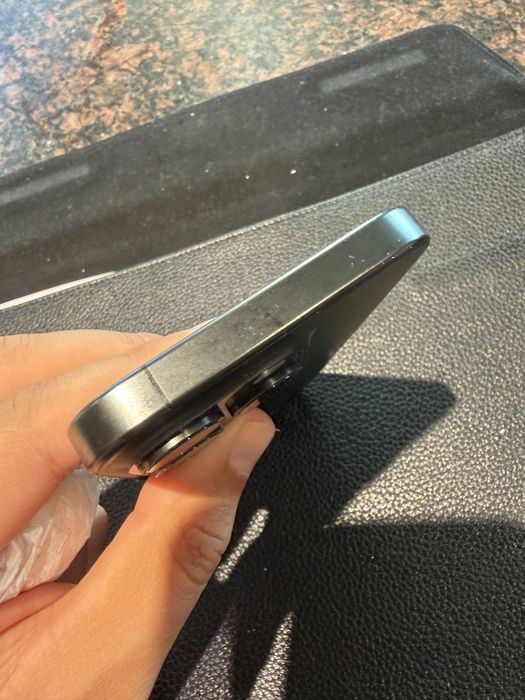 Iphone 15 pro titan 128 GB impecabil
