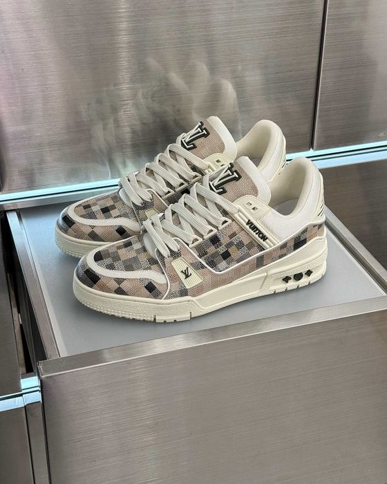 Adidasi Louis Vuitton Trainer Premium