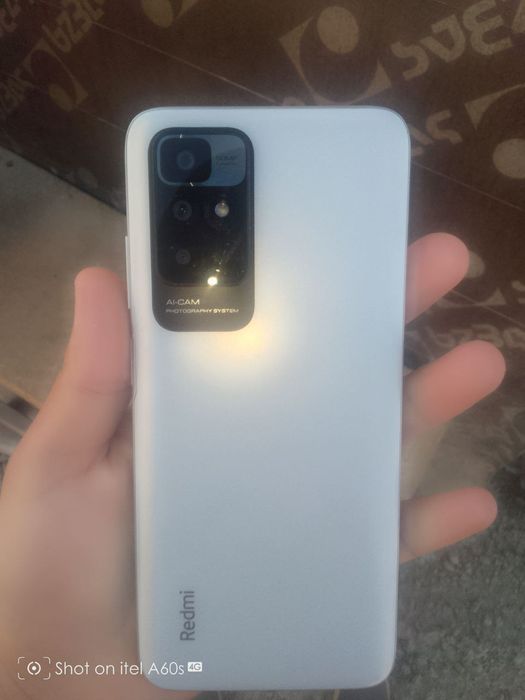 Bu telefon srochniga sotiladi 800 ming kami bor