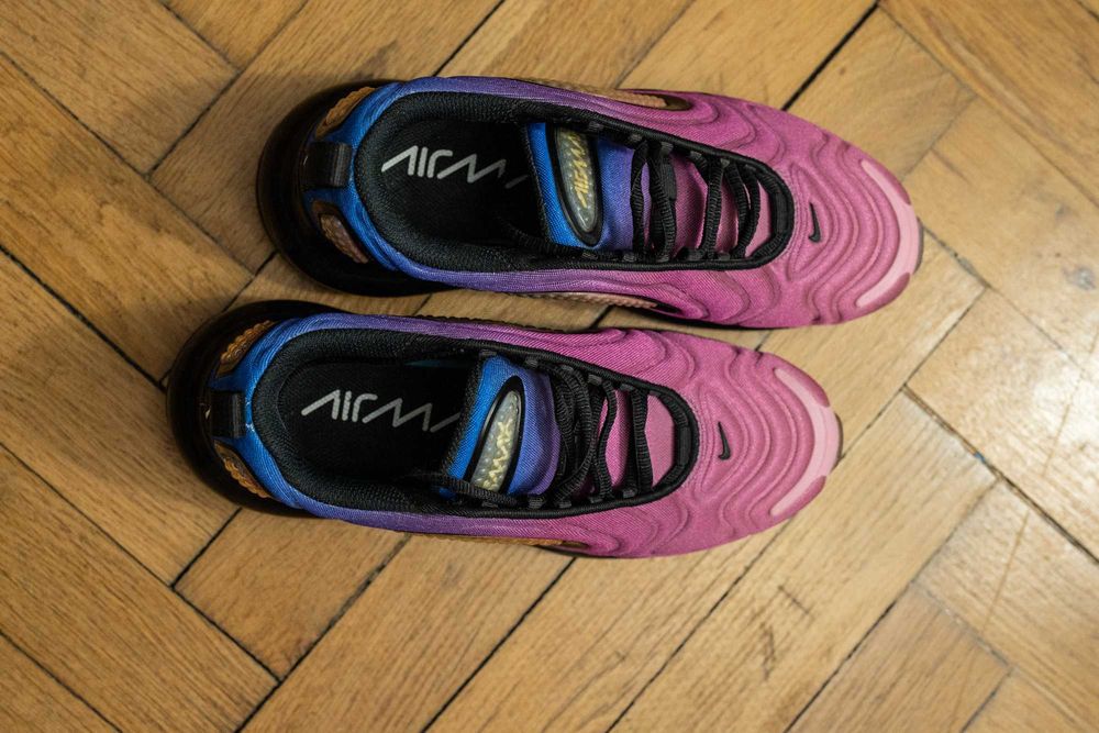 Adidasi dama Nike Air