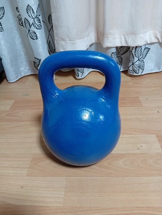 Продам Гирю 24кг