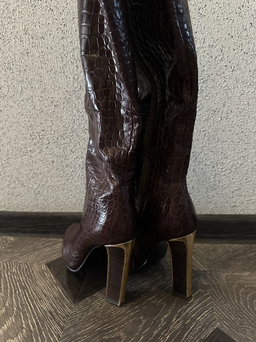 Осенние сапоги кожанные