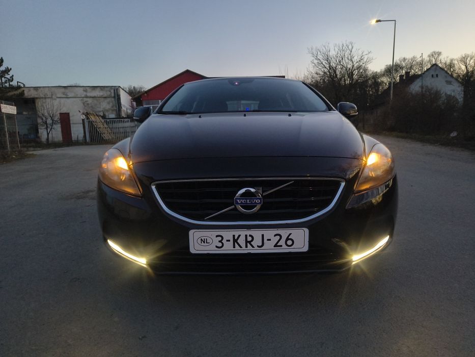Volvo v40 5 cilindri