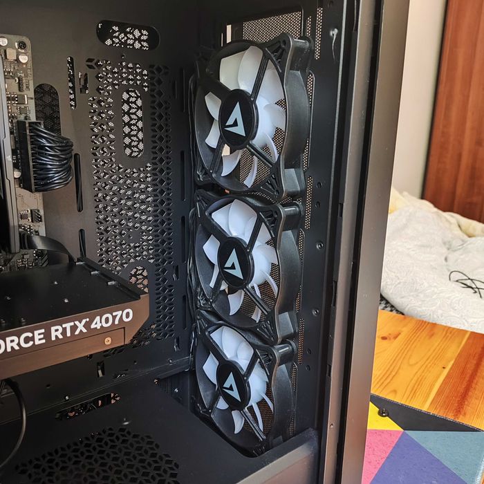 PC Gaming DRAGON Epic ProMax, AMD Ryzen 5 7600, RTX 4070