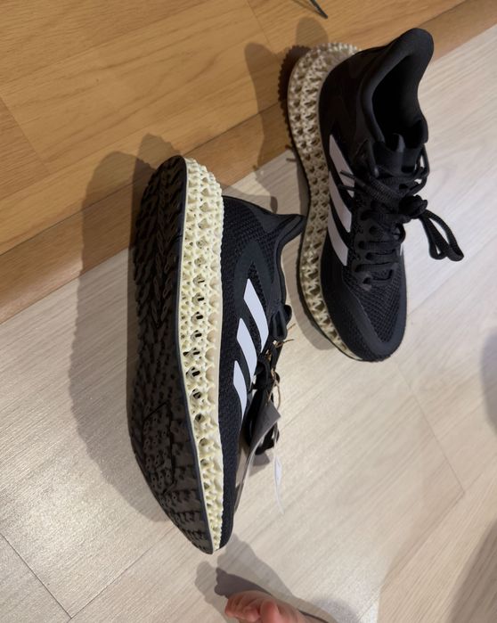 Маратонки Adidas 36 номер